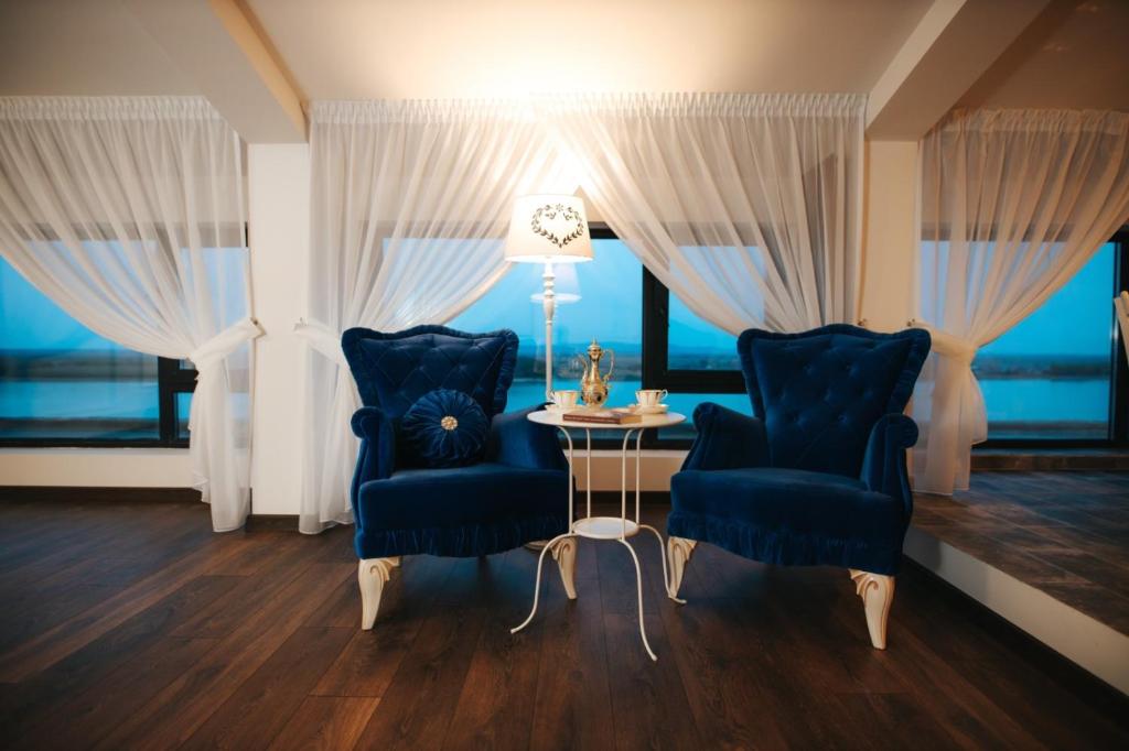 Et opholdsområde på Penthouse Evianne Faleza