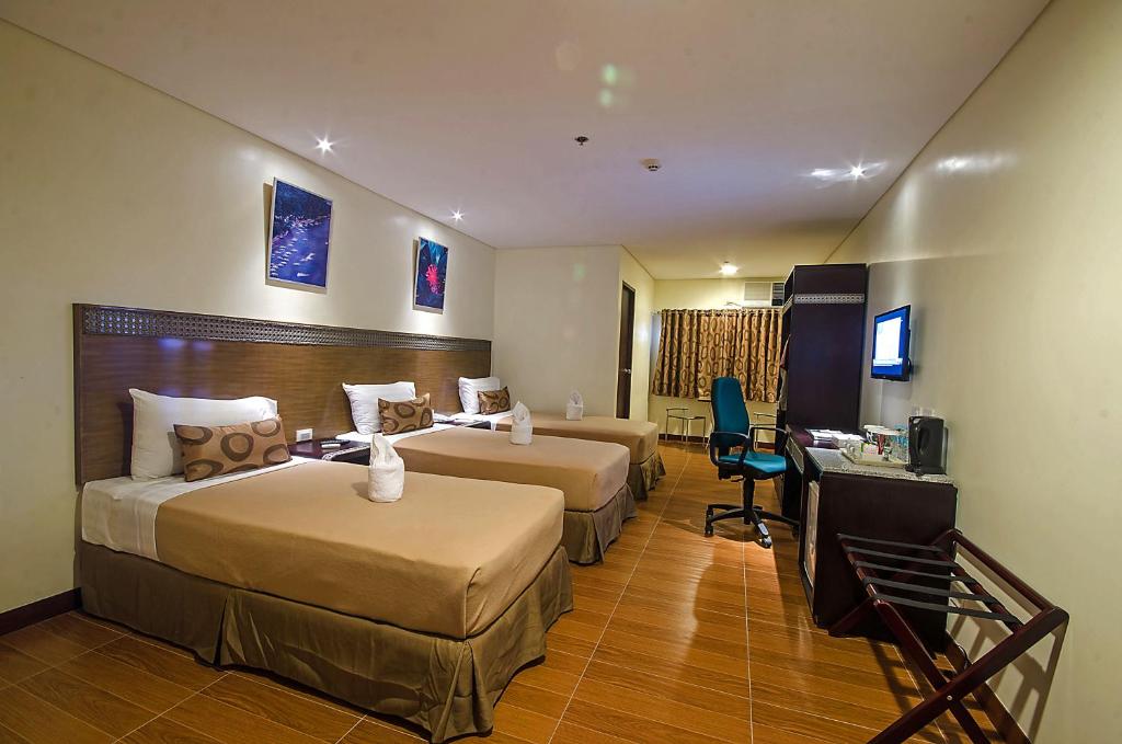 Fersal Hotel - Puerto Princesa - Deluxe Triple Room