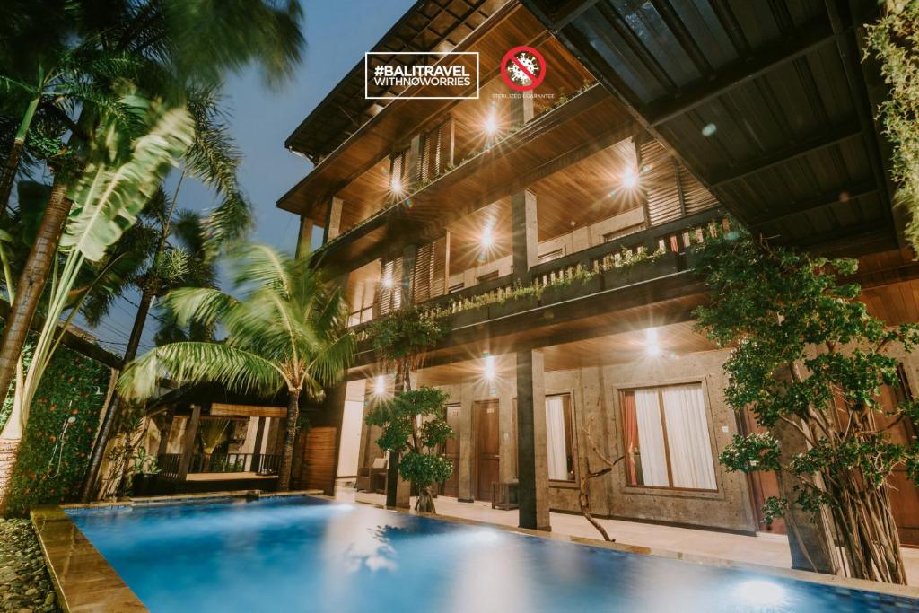 Bazén v ubytování Arthur Suites by Mahavilas nebo v jeho okolí