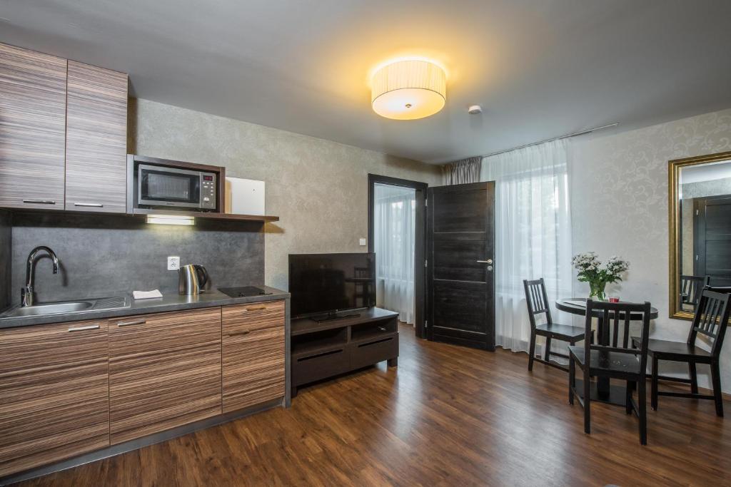 Kuchyň nebo kuchyňský kout v ubytování Apartmány 294