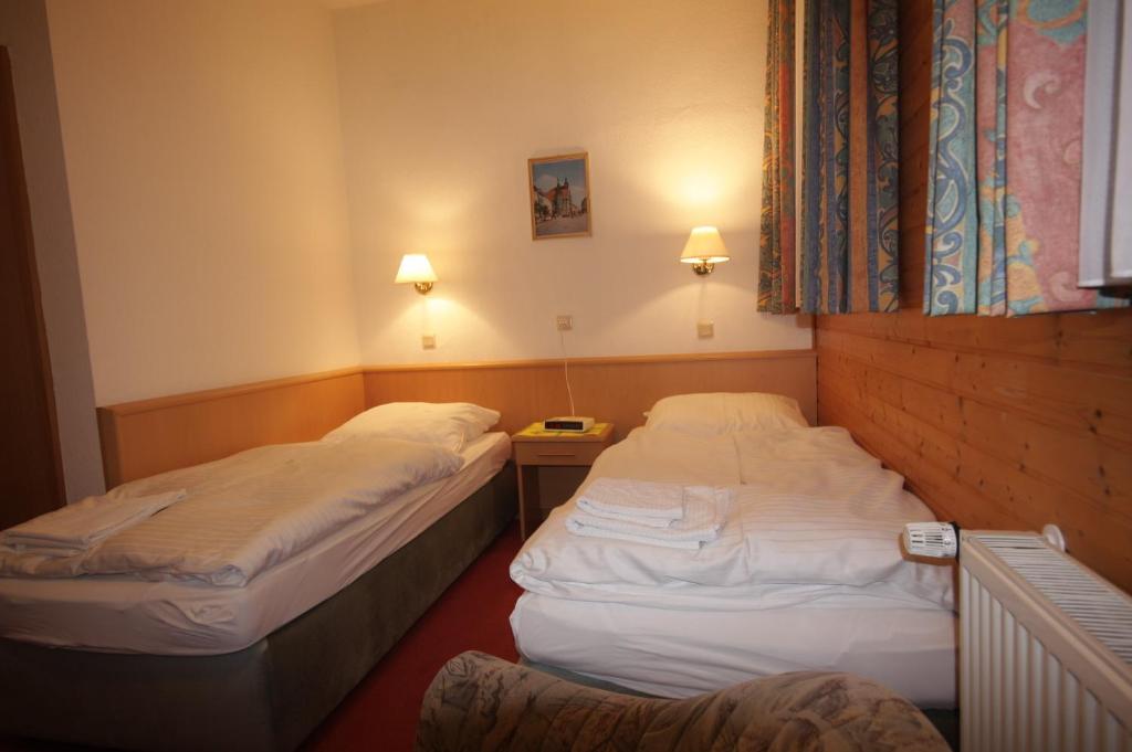 Pension Barbara - Twin Room
