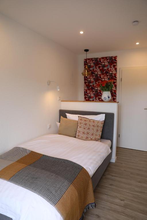 Hotel Weinlaube - Single Room