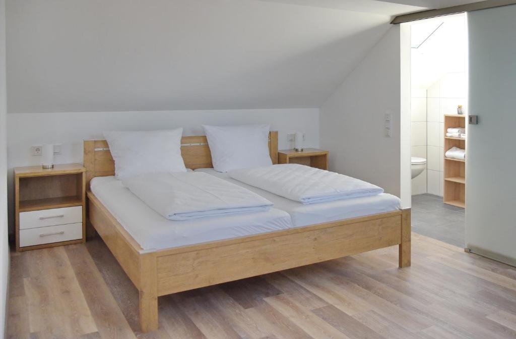 Postel nebo postele na pokoji v ubytování Boardinghouse Jungwirth-Wohnzeit