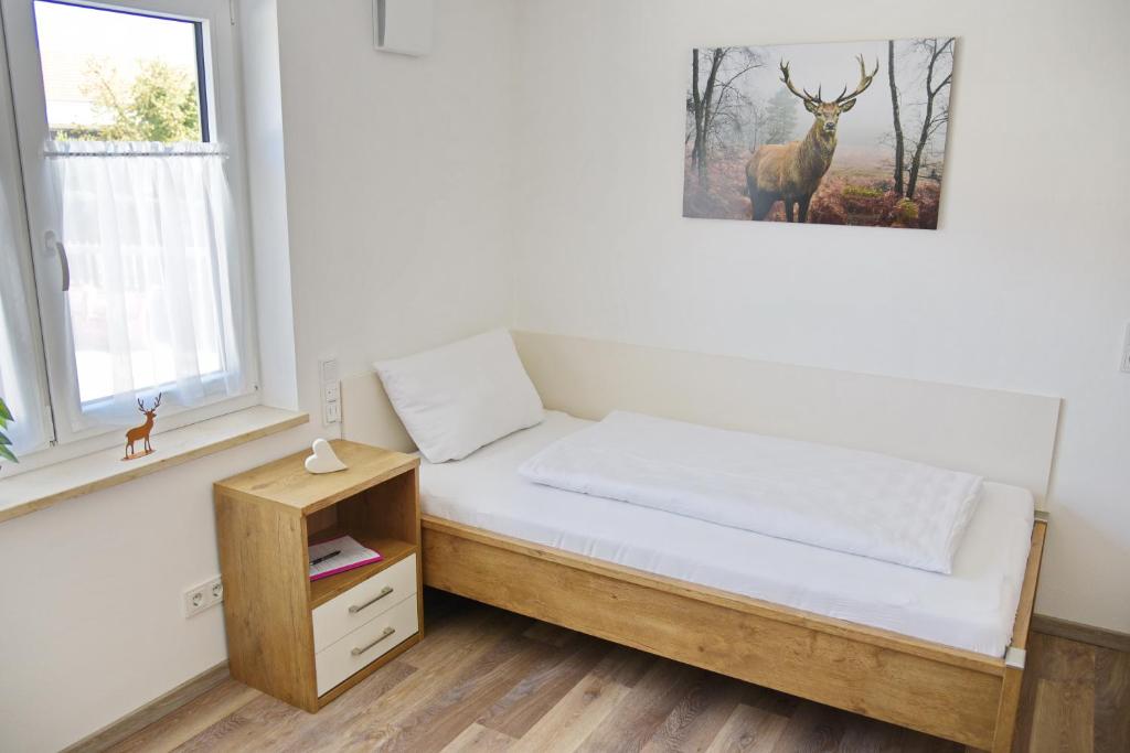 Postel nebo postele na pokoji v ubytování Boardinghouse Jungwirth-Wohnzeit