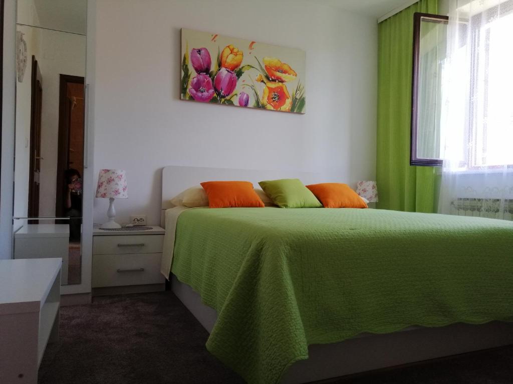 Posteľ alebo postele v izbe v ubytovaní Rooms Cvetka