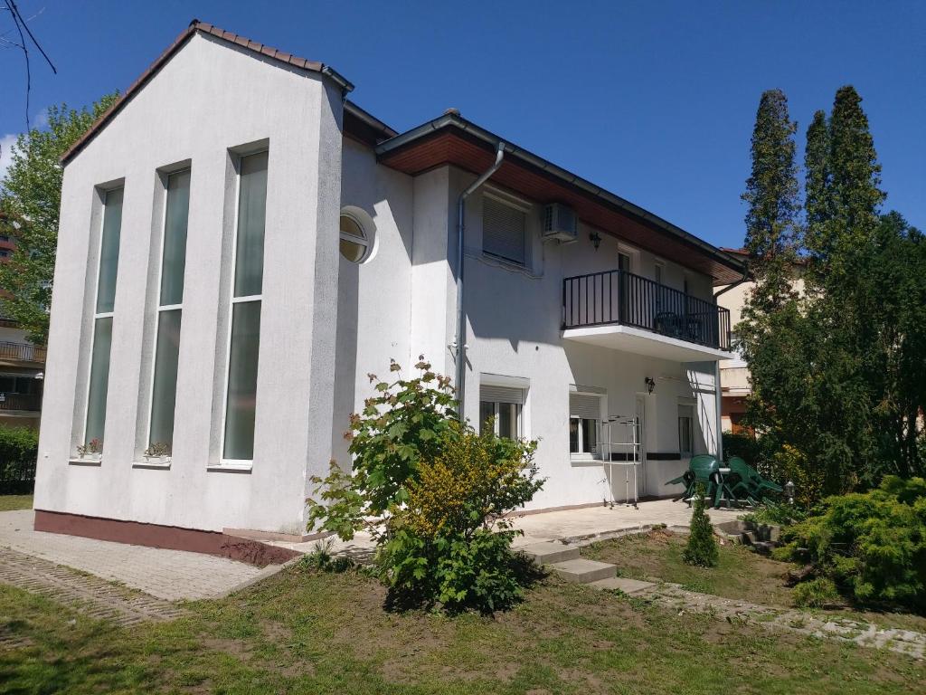 The building in which Az apartmant is located