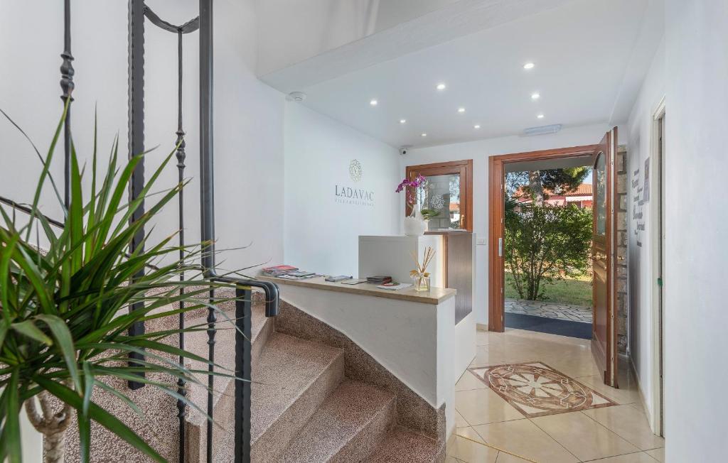 Villa Ladavac B&B - 13