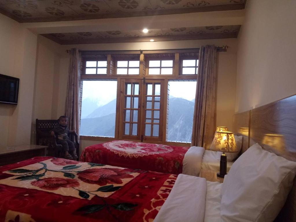 Gallery image of Hunza Holiday Inn in Baltit
