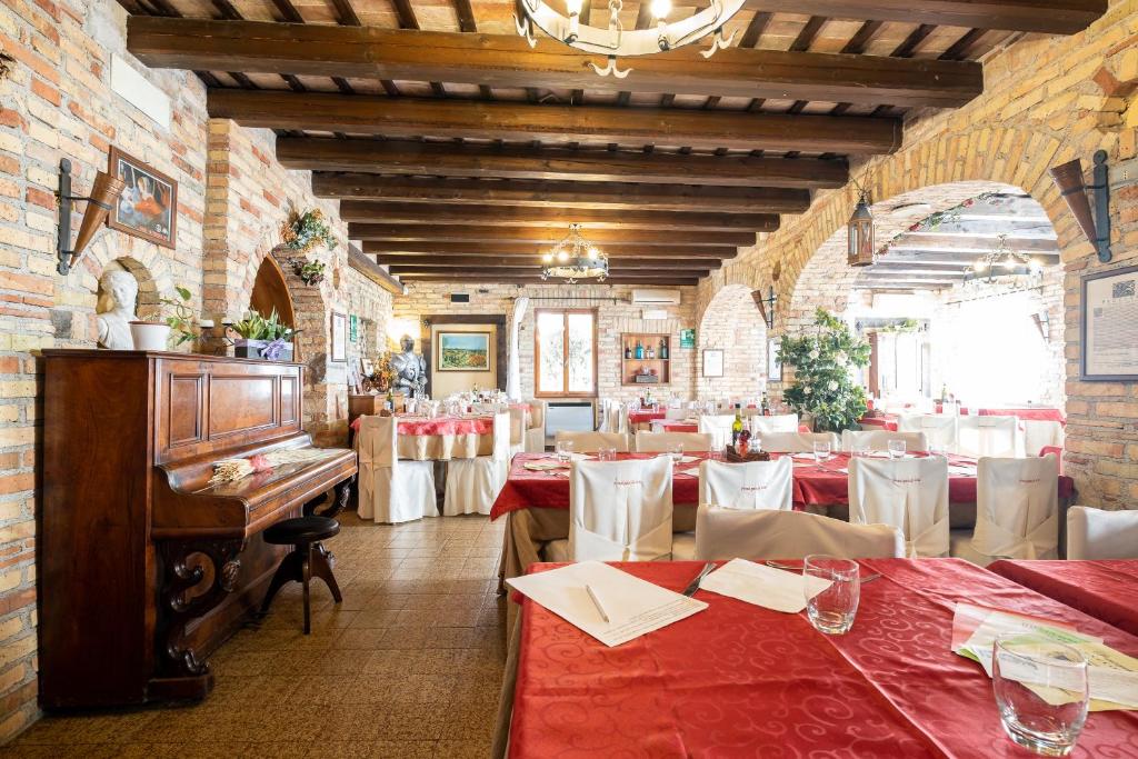 Restaurace v ubytování Principato Di Ariis
