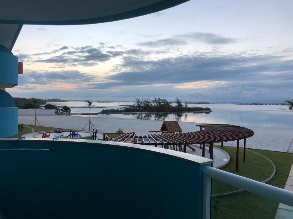 Apratamento de frente e com vista para a Lagoa.