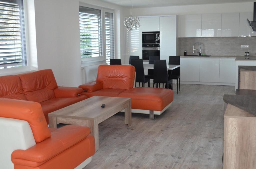 Apartmán Komenského 14, Bojnice - Two-Bedroom House