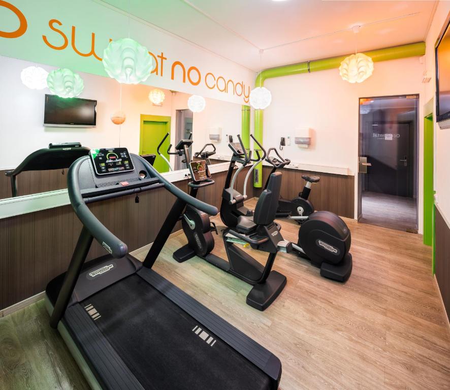 Fitness centrum a/nebo fitness zařízení v ubytování Occidental Praha