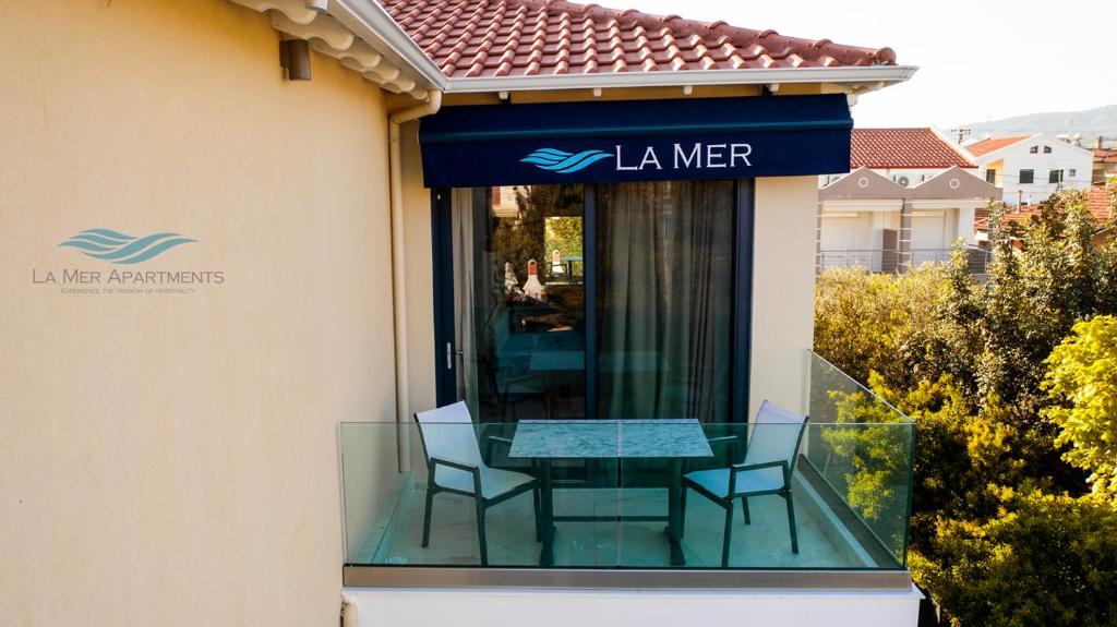 La Mer Apartments - 9