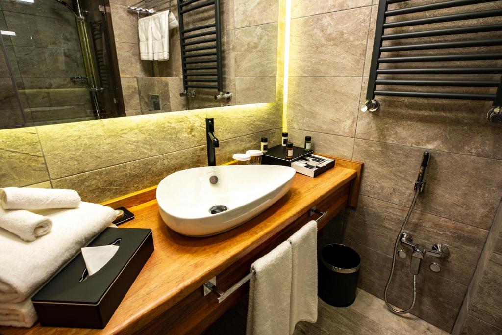 Koupelna v ubytování Sevsamora Resort & Spa