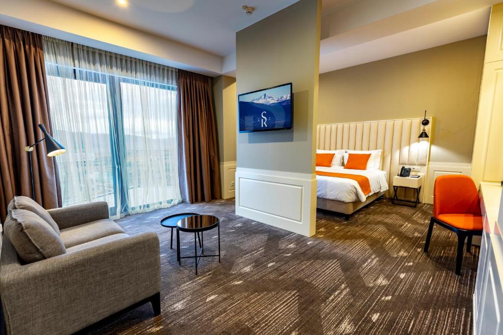 Postel nebo postele na pokoji v ubytování Sevsamora Resort & Spa