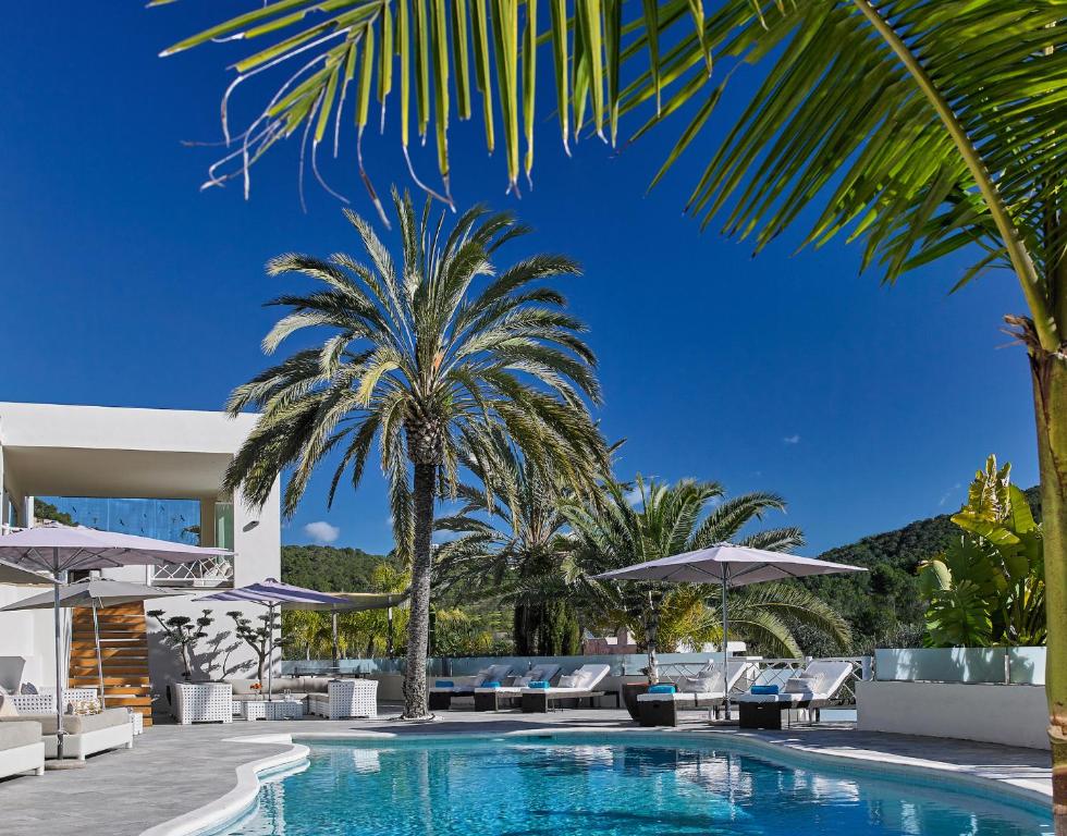 Rent Your Luxury 5 Bedroom Villa, Ibiza Villa 1013, Santa ...