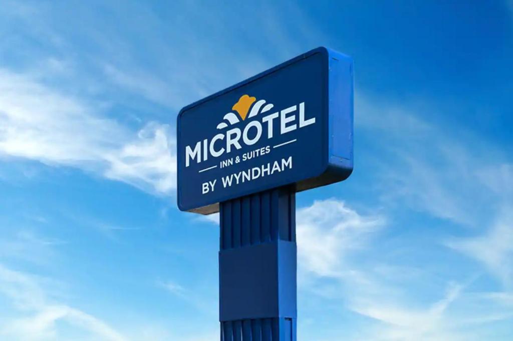 Microtel Inn & Suites by Wyndham Gambrills photo