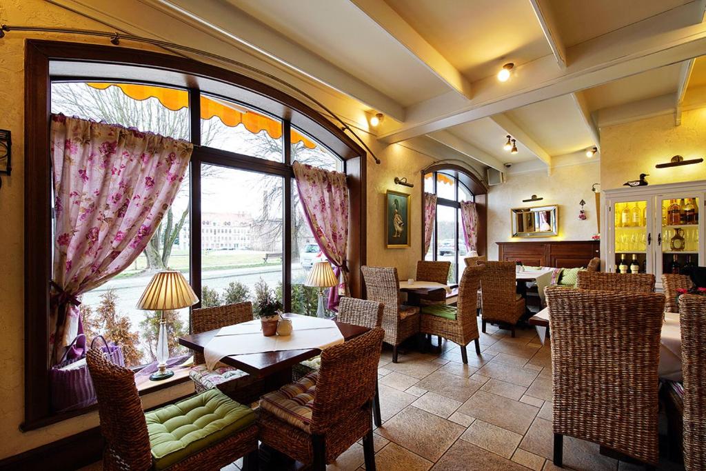 Posezení v ubytování Hotelik & Restauracja Złota Kaczka