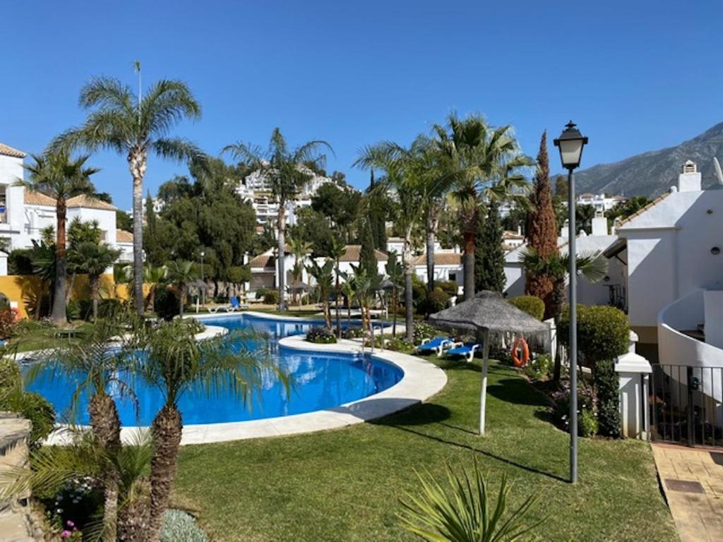 SENORIO DE GONZAGA - HOPLAND, Marbella – Bijgewerkte prijzen 2022