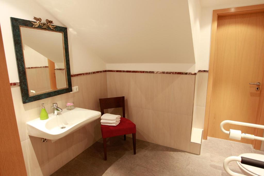 Koupelna v ubytování Gasthof-Hotel Höhensteiger