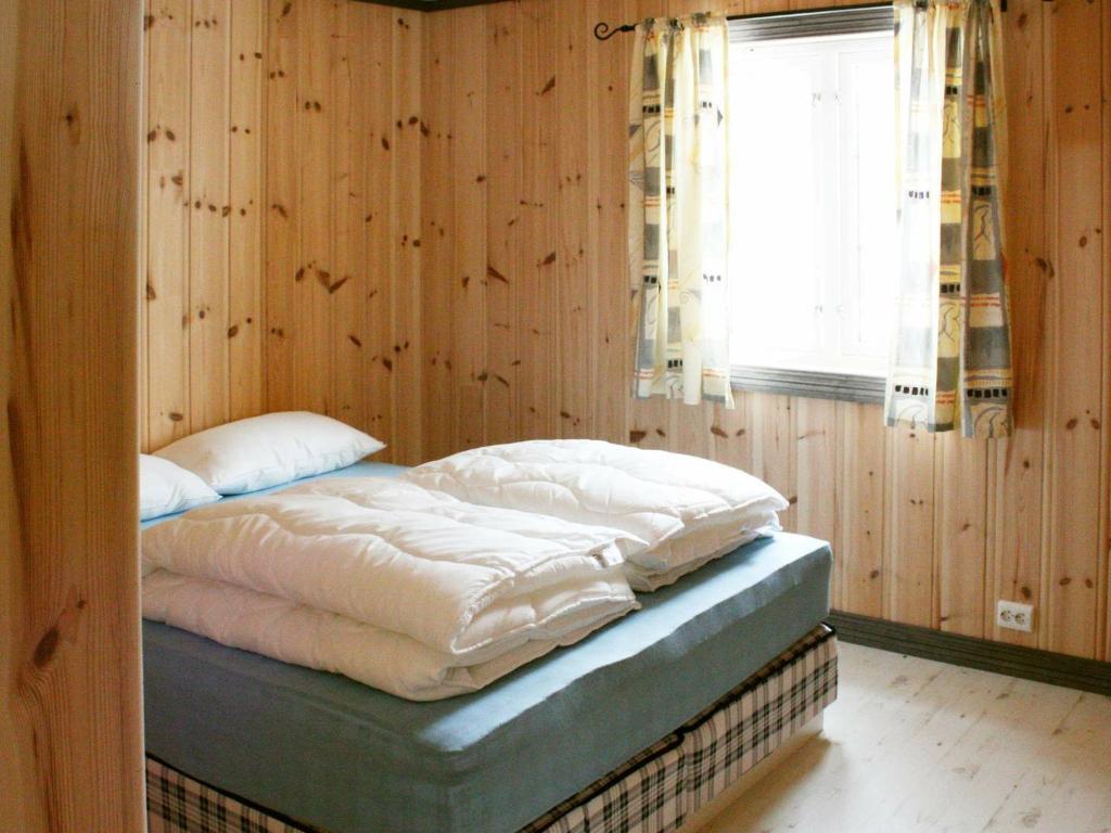 Postel nebo postele na pokoji v ubytování 8 person holiday home in BJELLAND-By Traum