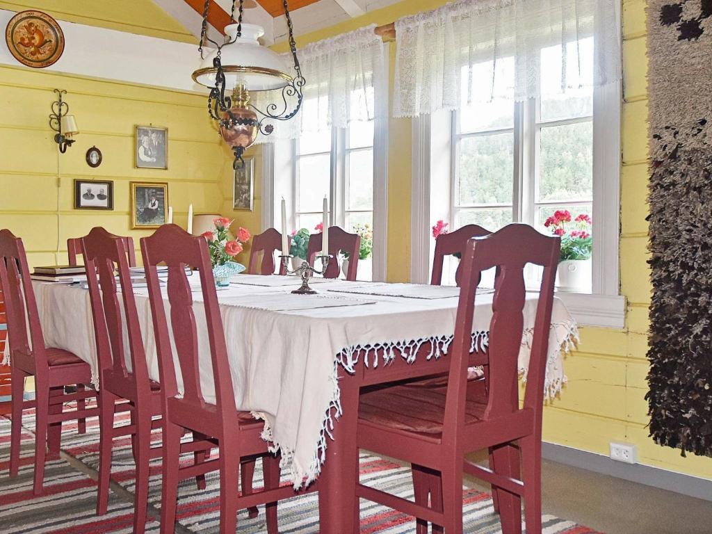 Fotografie z fotogalerie ubytování Holiday Home Nedre II v destinaci Eidsdal