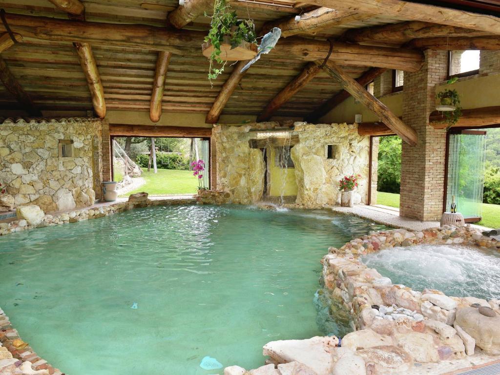 Luxurious villa in Guardea with private spa, Guardea – Prezzi aggiornati  per il 2023