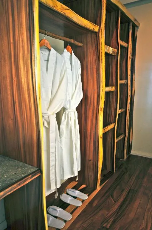 One-Bedroom Villa - Beach Front - Adults Only