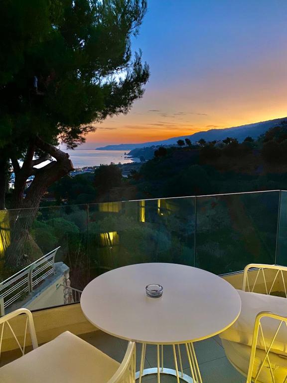 S'O Suites Tropea - 4