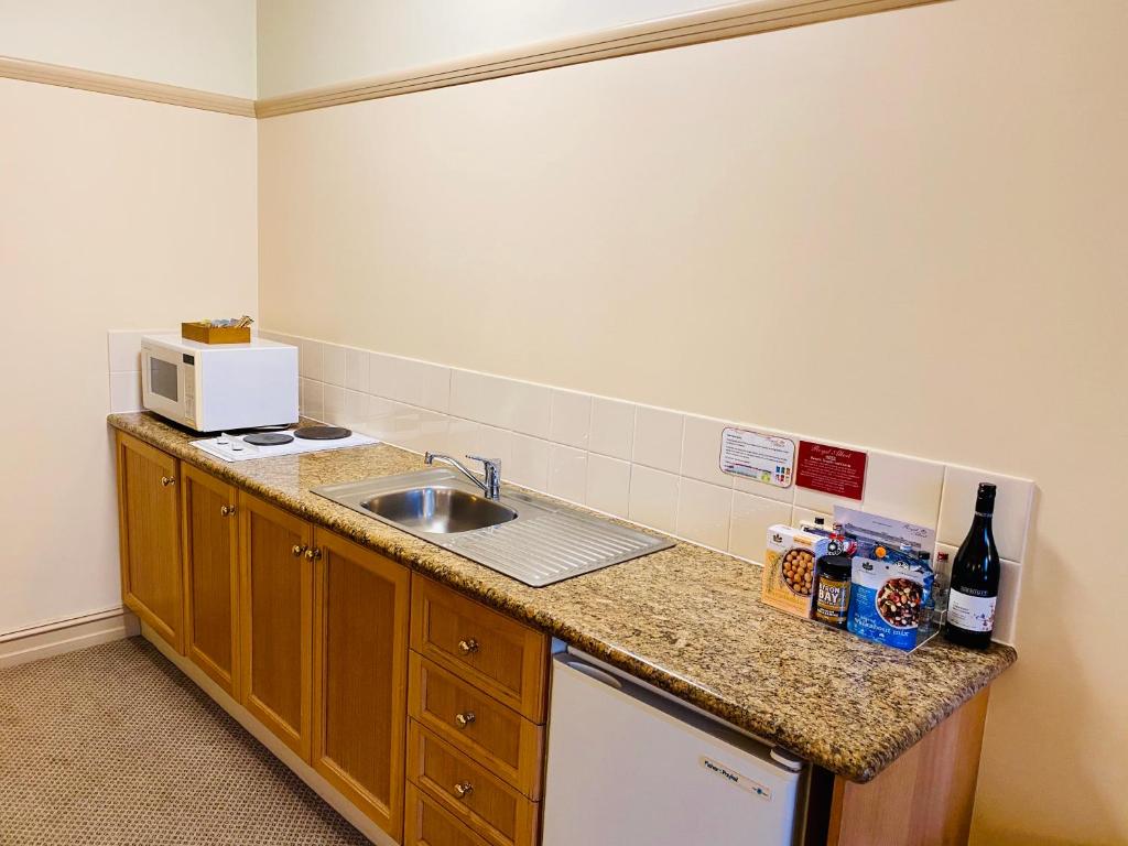 Royal Albert Hotel - Resim 41