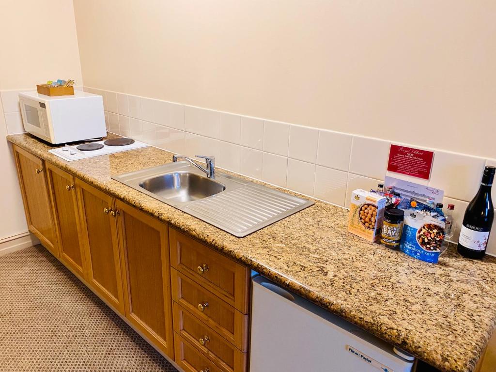 Royal Albert Hotel - Resim 42