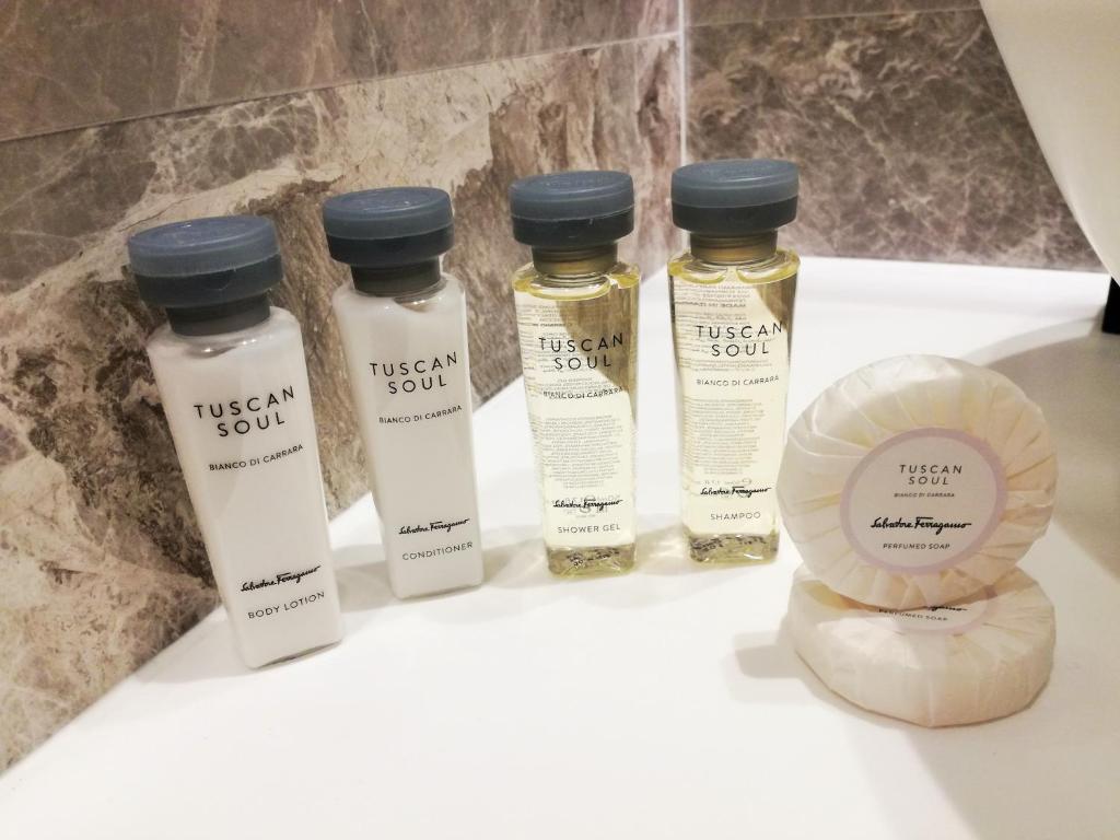 Hotel La Place Roma - Resim 29