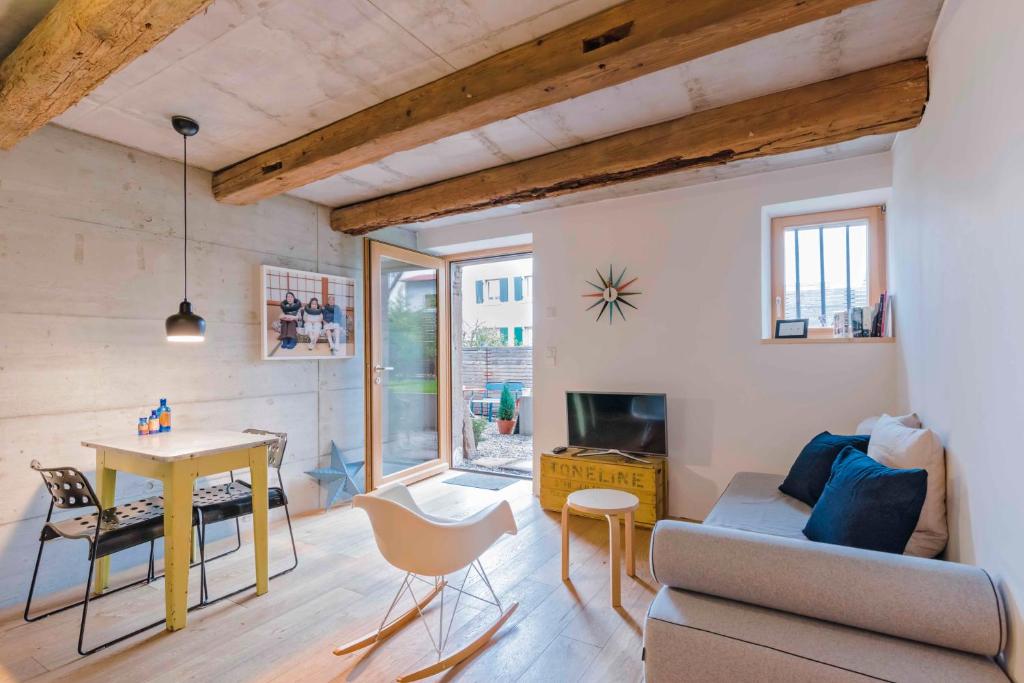 FRIZ Barn Lofts Stylische Ferienwohnungen Garten Parkplatz Zentral - Studio Apartment