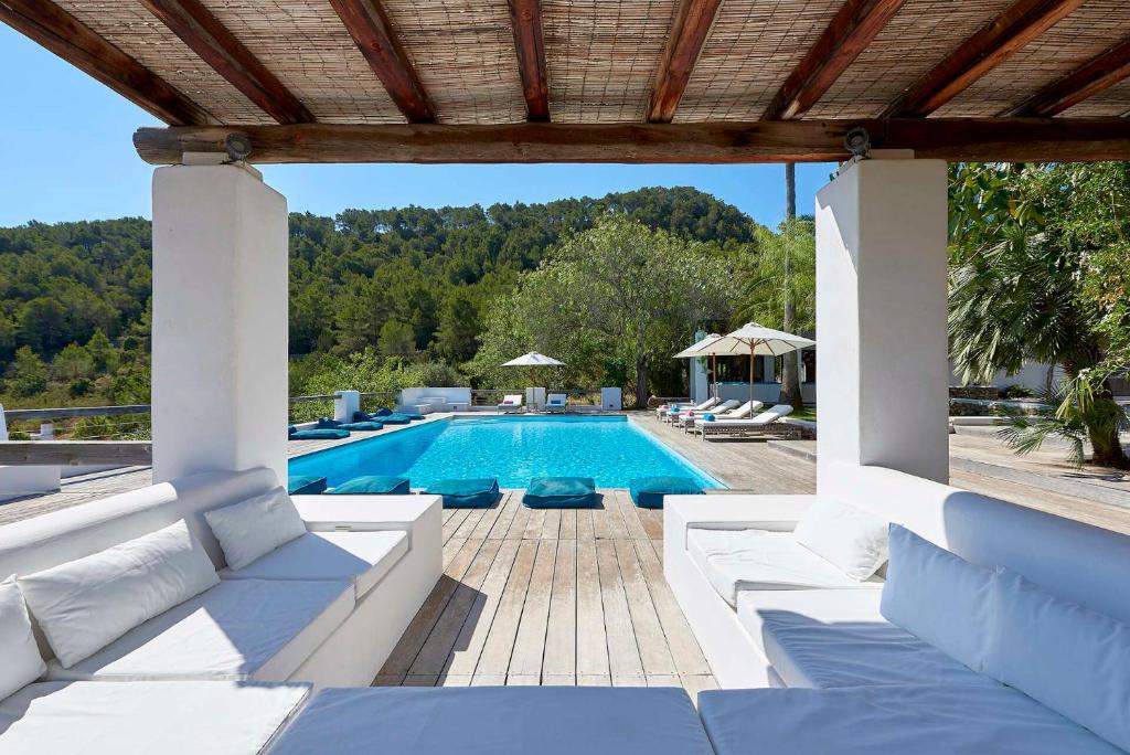 Beautiful 5 Star Villa with Private Pool, Ibiza Villa 1047 ...