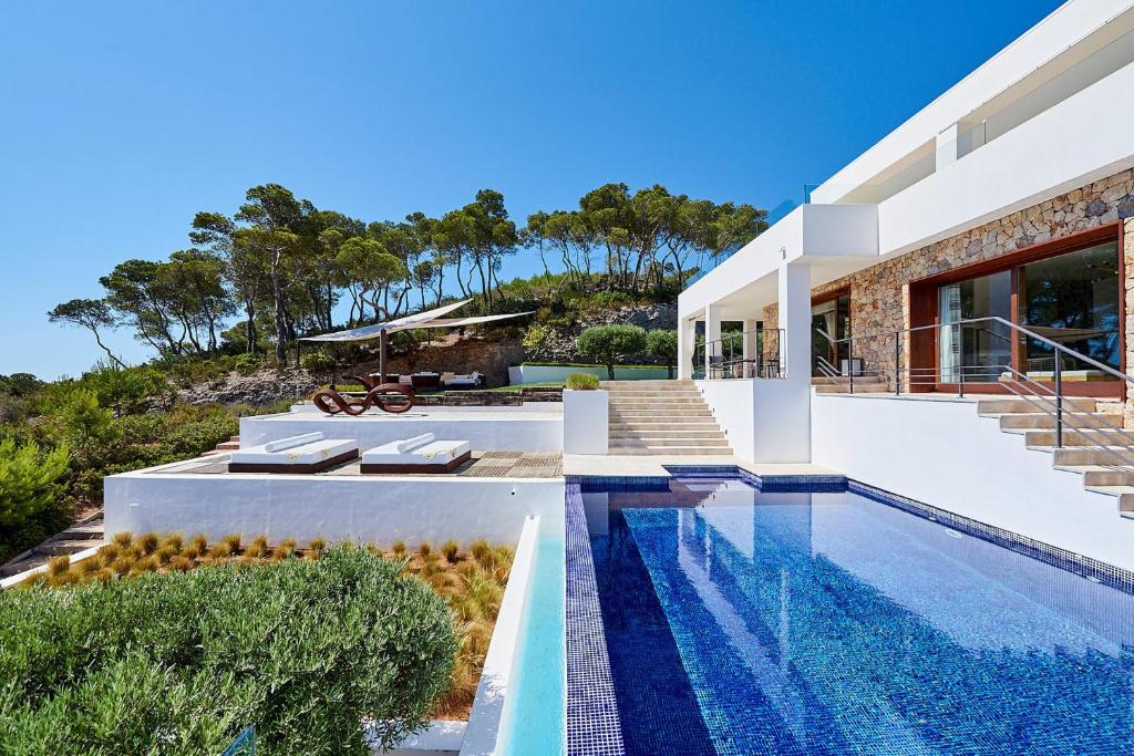 Luxury Villa with Stunning Views and Rooftop Terrace, Ibiza ...