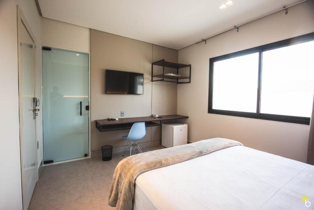  NAIM Hotel