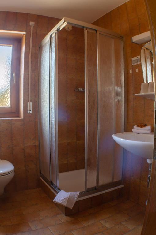 Koupelna v ubytování Raschötzhof