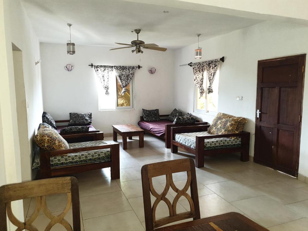 Peponi Watamu - Appartement De Deux Chambres