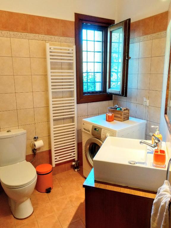 Koupelna v ubytování Pelion Seaside Luxury House