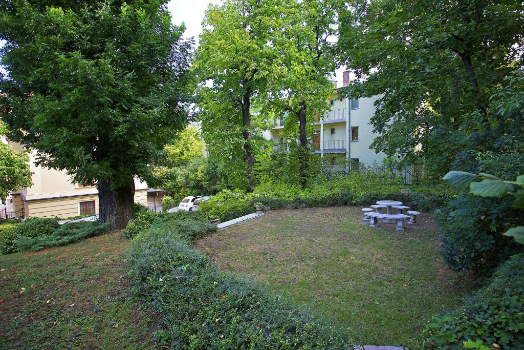 Vonkajšia záhrada v ubytovaní Gold Hotel Budapest