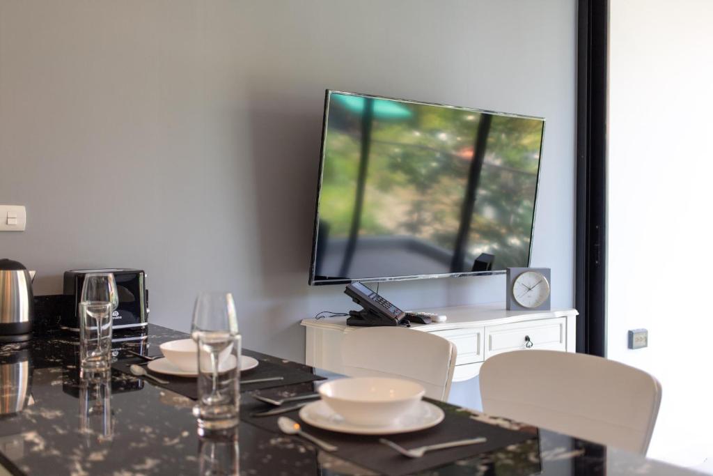 Fotografie z fotogalerie ubytování 1BDR Apartment near Surin beach #210 v destinaci Surin pláž