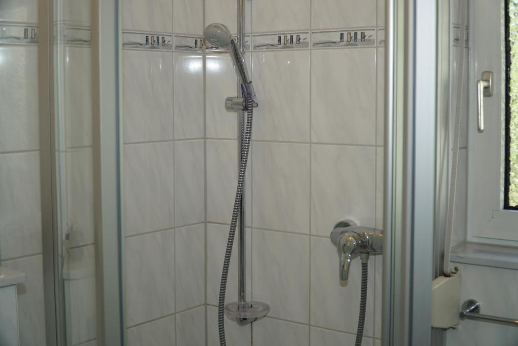 Koupelna v ubytování Hotel-Pension Am Böhmepark