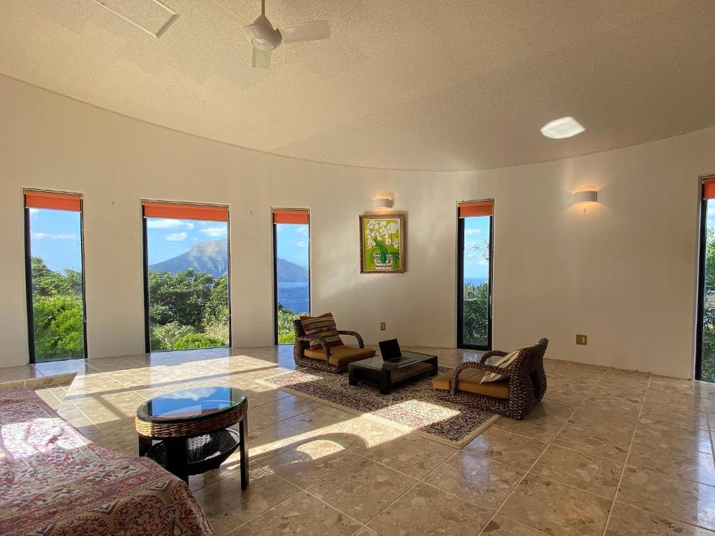 オーシャンビューの貸別荘 八丈島180 Hachijyojima 180 A Fine And Private Villa For You 八丈町 Booking Com