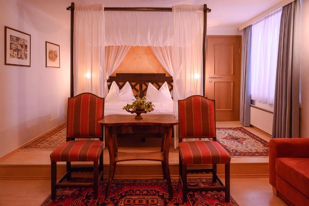 Posezení v ubytování Hotel Gasthof Kohlmayr