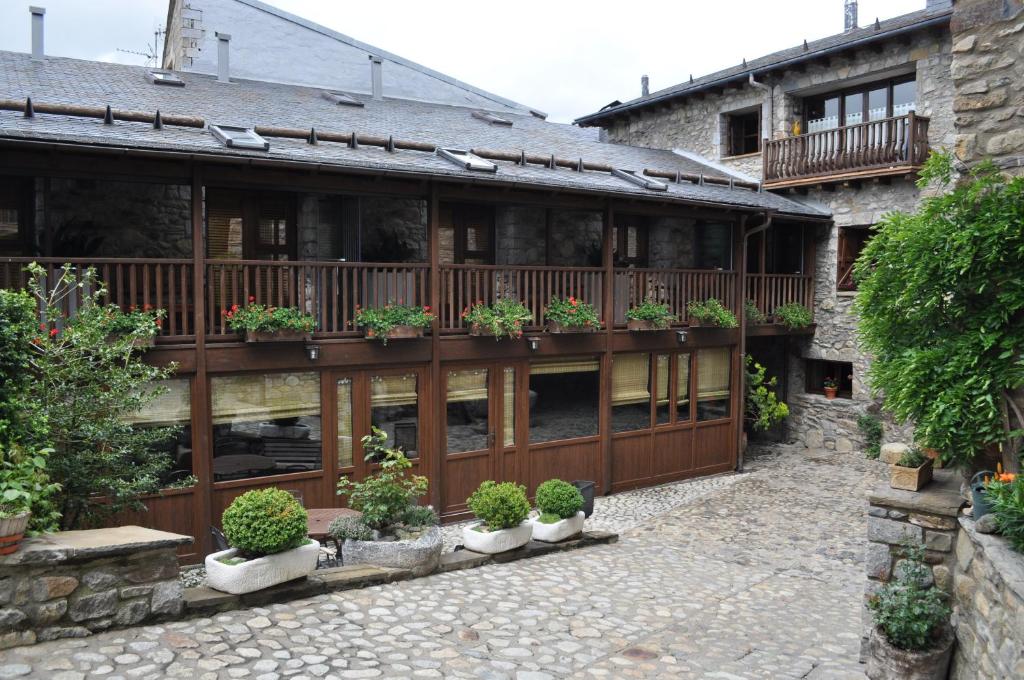 Budova, kde se hotel nachází