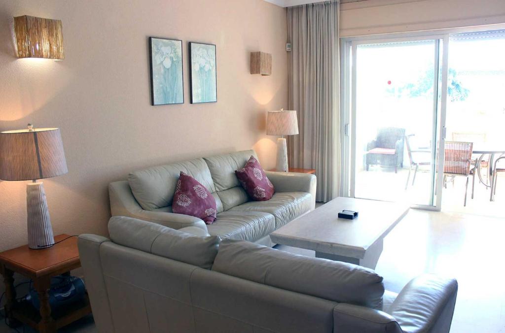Hacienda Beach - Apartment With Garden View