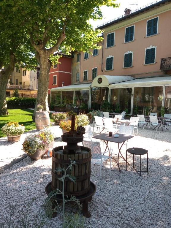 Zahrada ubytování Ristorante Albergo Corona