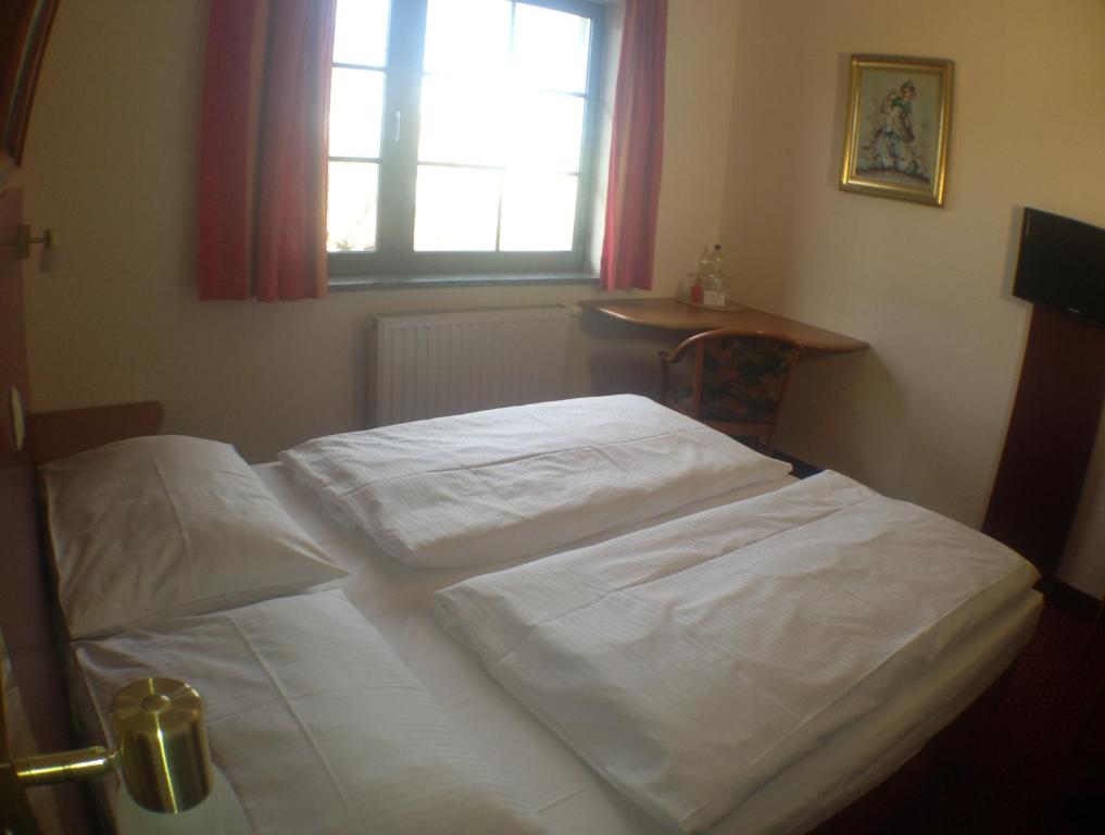 WEST Hotel an der Sächsischen Weinstrasse - Double Room