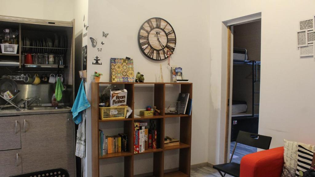 Kuchyň nebo kuchyňský kout v ubytování Meteora Central Hostel