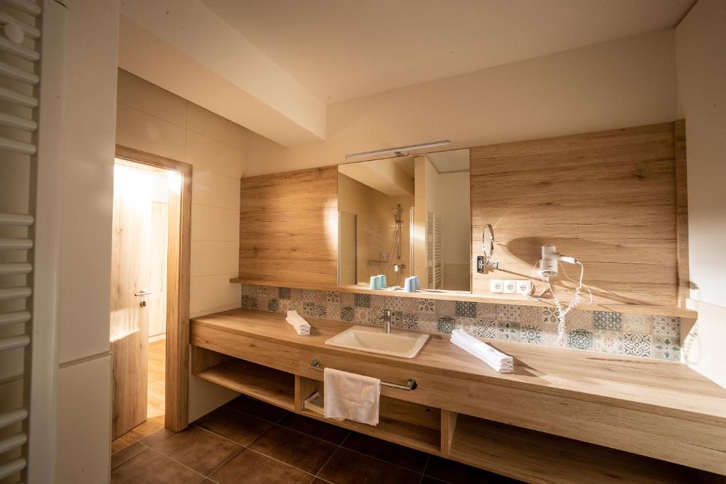 Koupelna v ubytování Hotel Mönichwalderhof